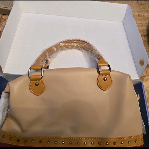 Wrangler Montana West Store Wrangler Tow-tone Satchel  Medium Tote Bag and  Cros - Picture 2 of 9